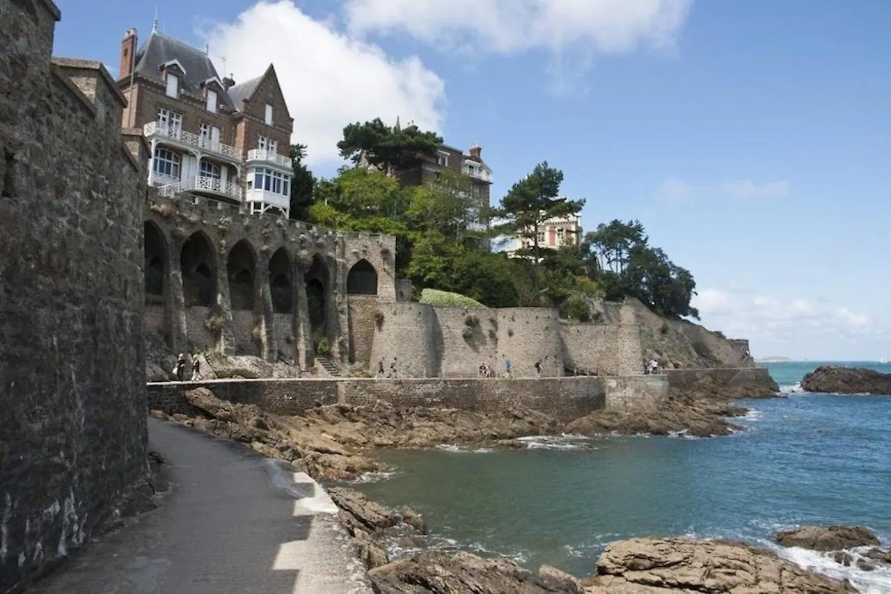 Ferienwohnung Homard & Fox, Le Feart, Studio Avec Coin Terrasse & Barbecue Dinard Frankreich